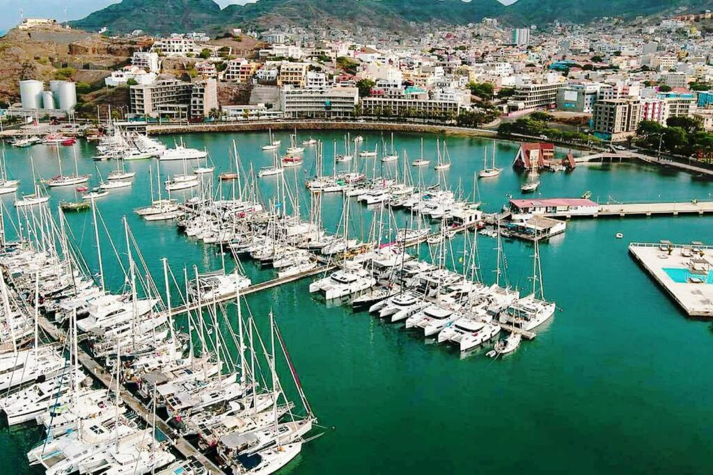 Lovely Apartment In Mindelo City Center Dış mekan fotoğraf